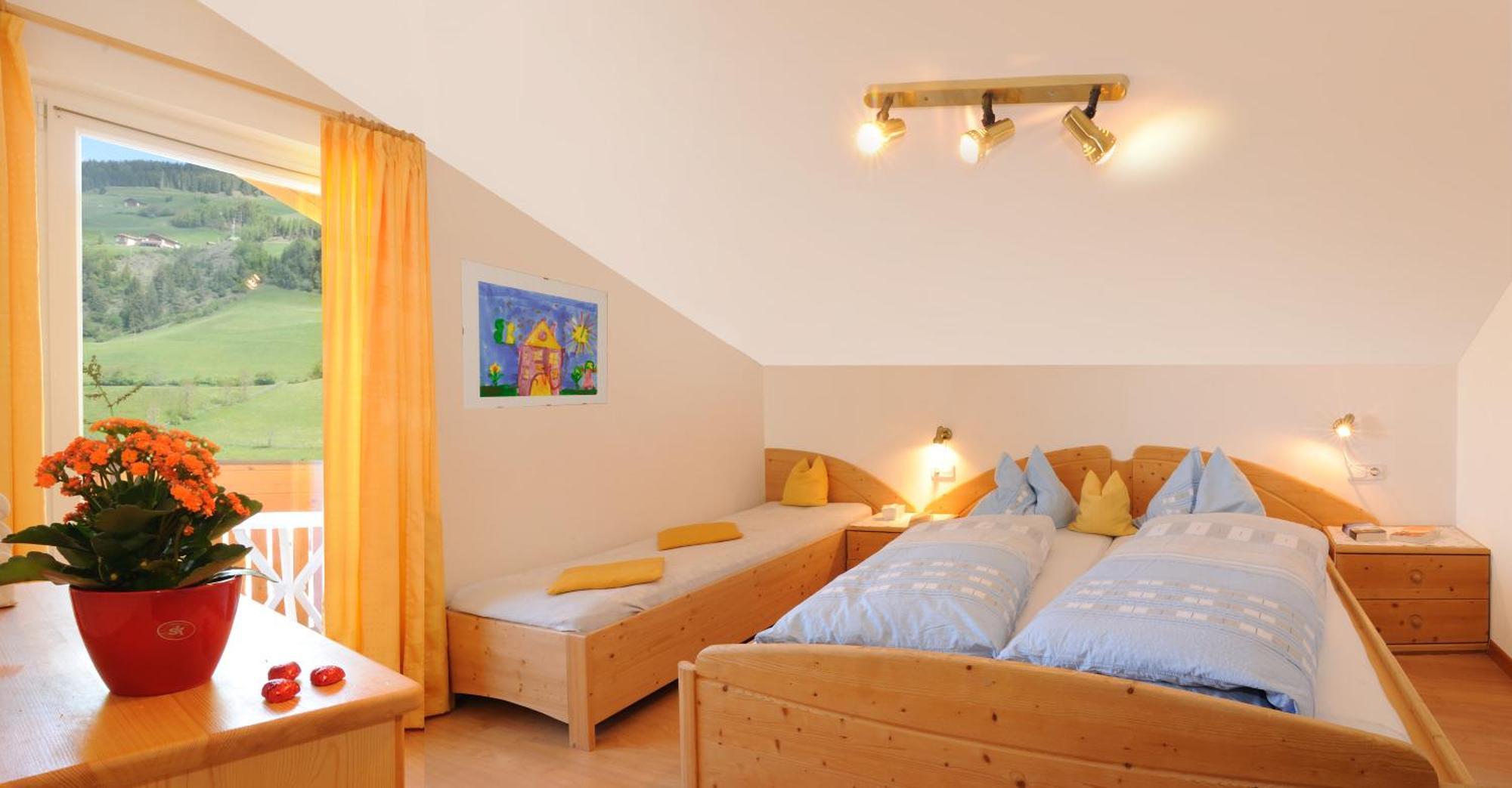 Haus Tannenburg Apartment Funes  Exterior foto